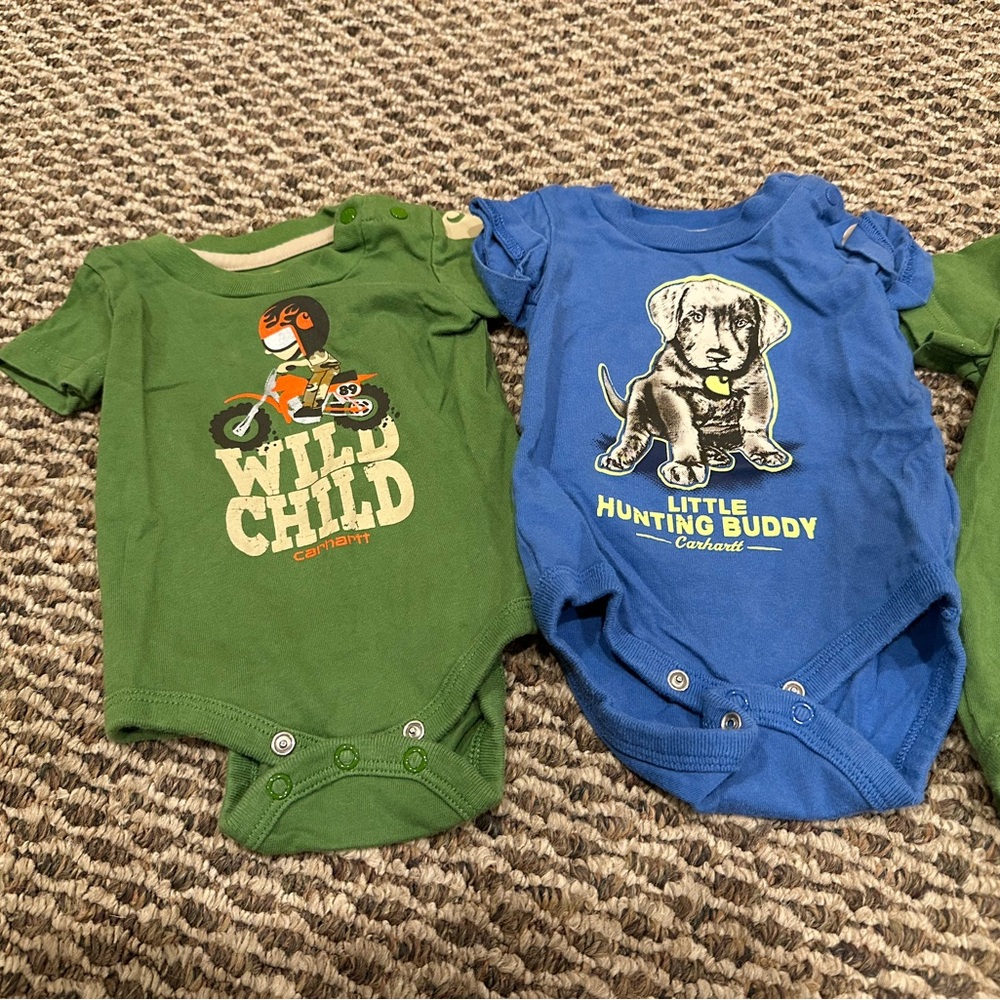 Onesies - Picture 2 of 8